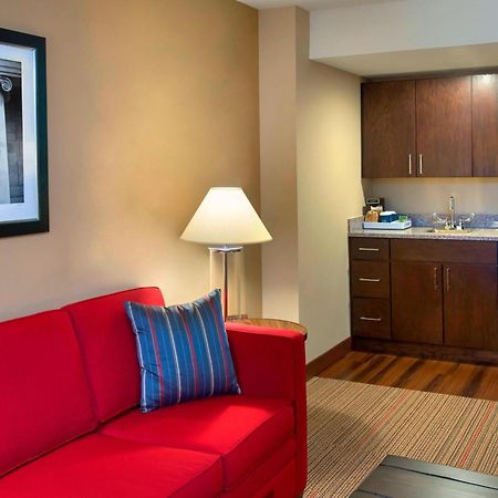 Four Points By Sheraton Charleston Exterior photo